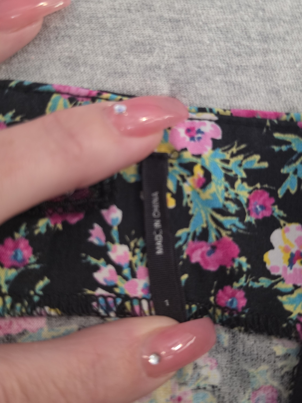 Guess Black Mini Bodycon Dress with Pink Floral Panels - Picture 3 of 12
